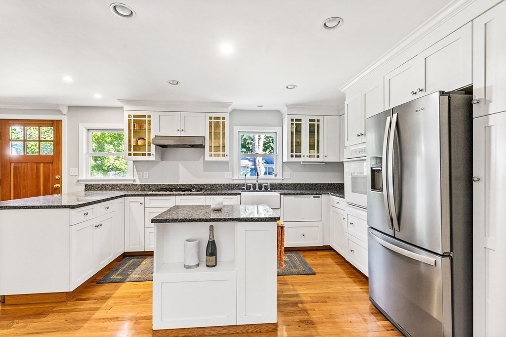 3 Marshall Road Hingham, MA 02043 - Photo 10 of 40 Gallery Image 10