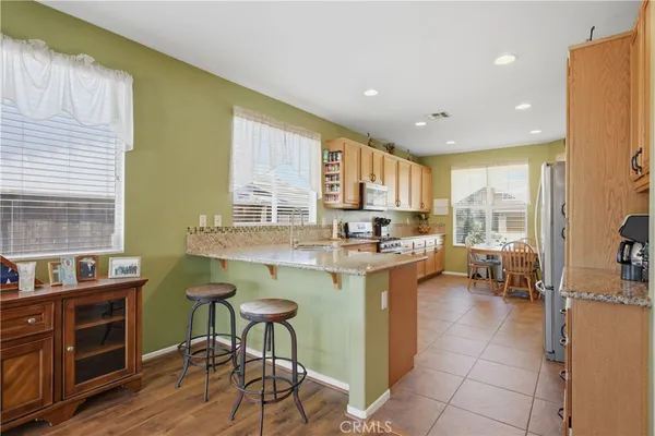 $549,900 | 33911 Wagon Train Drive, Wildomar, CA 92595