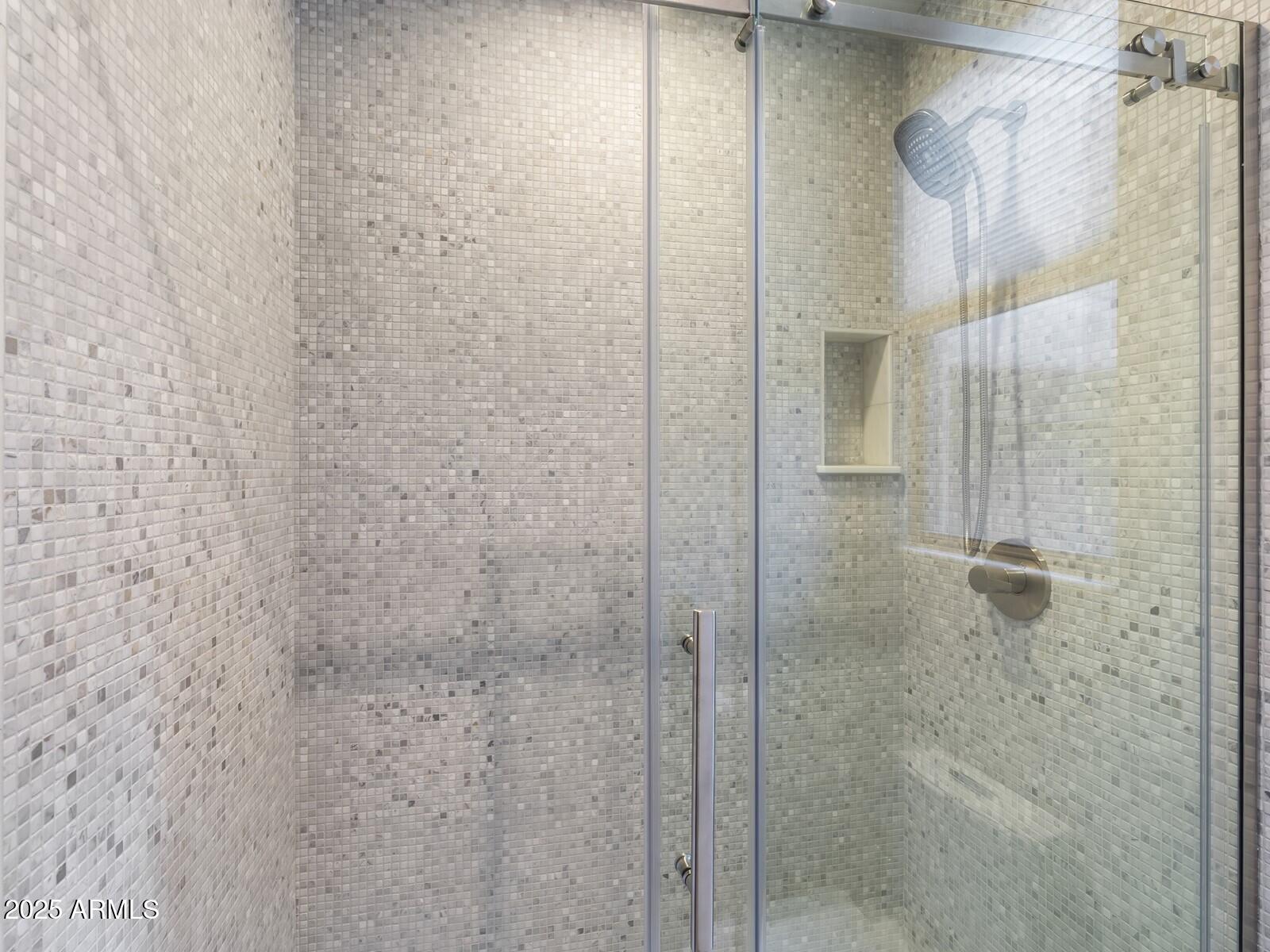 9290 East Thompson Peak Parkway, Unit 142 Scottsdale, AZ 85255 - Photo 39 of 74 060_Bathroom