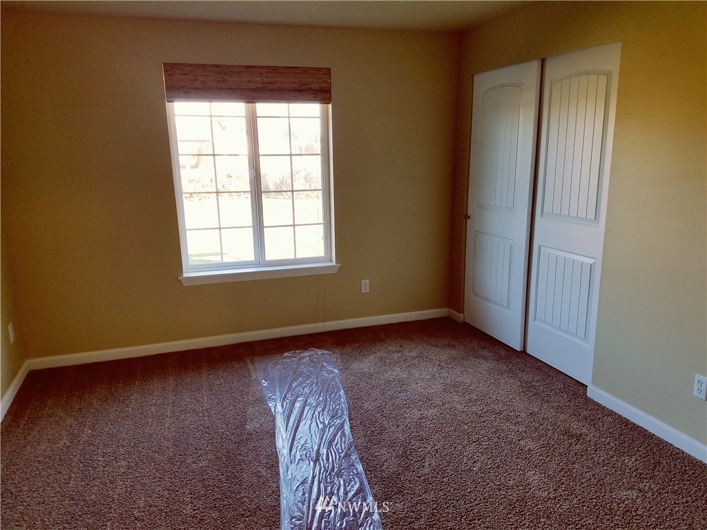 9228 Applegate Loop Southwest Rochester, WA 98579 - Photo 19 of 24