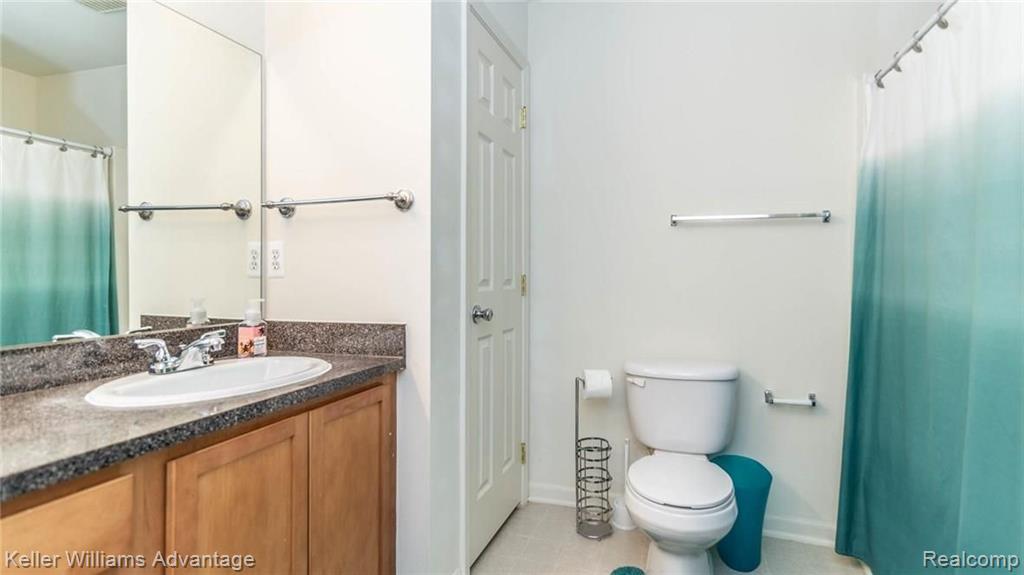 11790 Farmington Road Livonia, MI 48150 - Photo 20 of 32