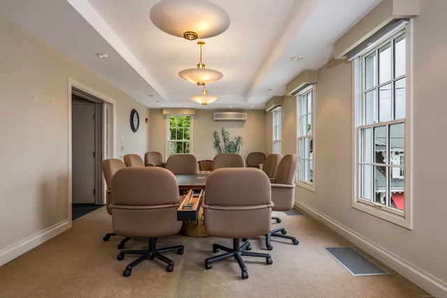 $795,000 | 3 Essex Square, Essex, CT 06426