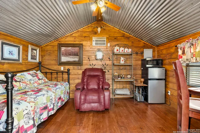 $2,800,000 | 117 Lagniappe L, Bandera, TX 78003