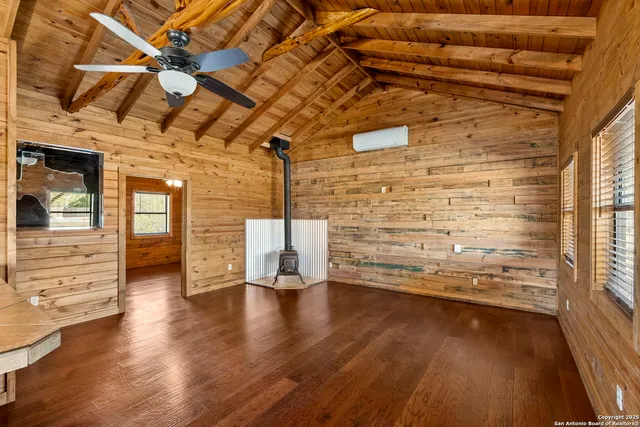 $2,800,000 | 117 Lagniappe L, Bandera, TX 78003