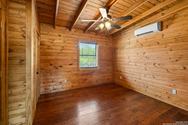 $2,800,000 | 117 Lagniappe L, Bandera, TX 78003