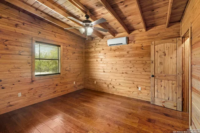 $2,800,000 | 117 Lagniappe L, Bandera, TX 78003