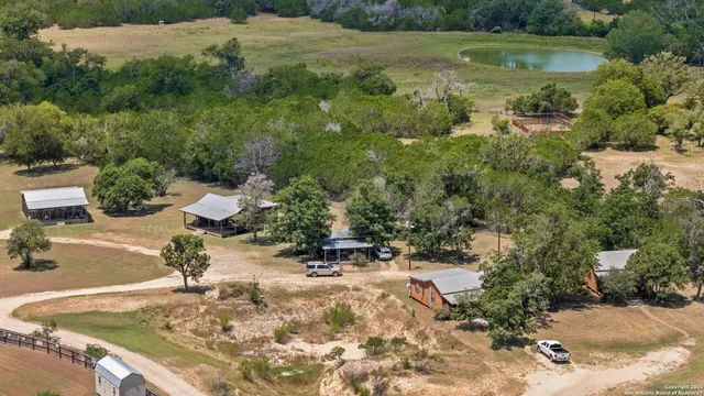 $2,800,000 | 117 Lagniappe L, Bandera, TX 78003