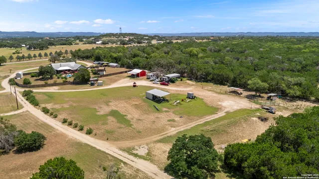 $2,800,000 | 117 Lagniappe L, Bandera, TX 78003