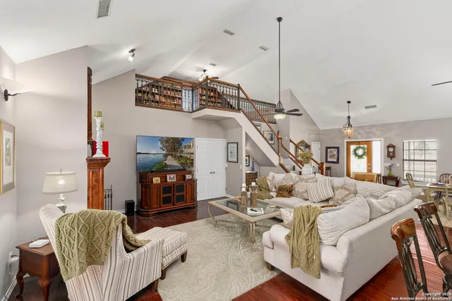 $2,800,000 | 117 Lagniappe L, Bandera, TX 78003