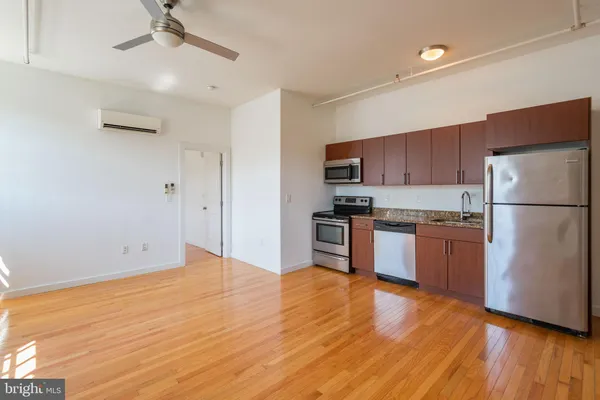 $1,765 | 4 Leverington Avenue, Unit 203, Philadelphia, PA 19127