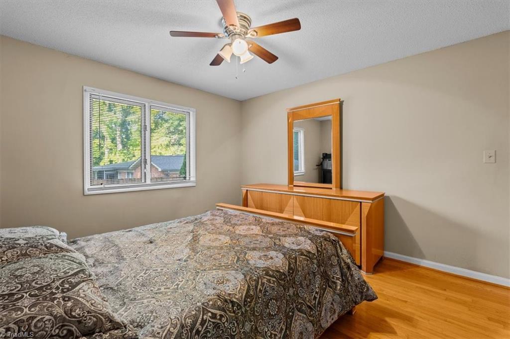 2016 Ledford Road Greensboro, NC 27406 - Photo 25 of 49