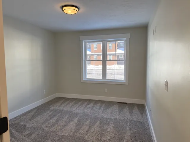 $2,550 | 480 Wareham Street, Unit 31, Middleboro, MA 02346