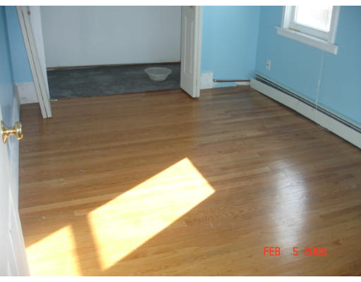 18 R Henry Street Revere, MA 02151 - Photo 5 of 6 Gallery Image 5
