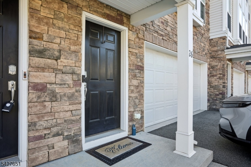 26 Colgate Drive Morristown, NJ 07960 - Photo 3 of 30