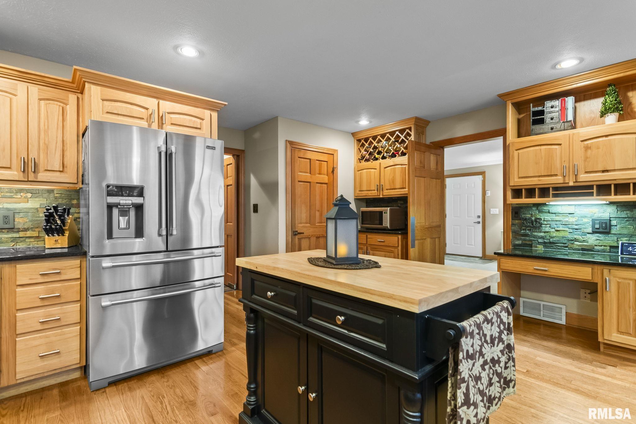 180 East Hazel Dell Lane Springfield, IL 62712 - Photo 15 of 45