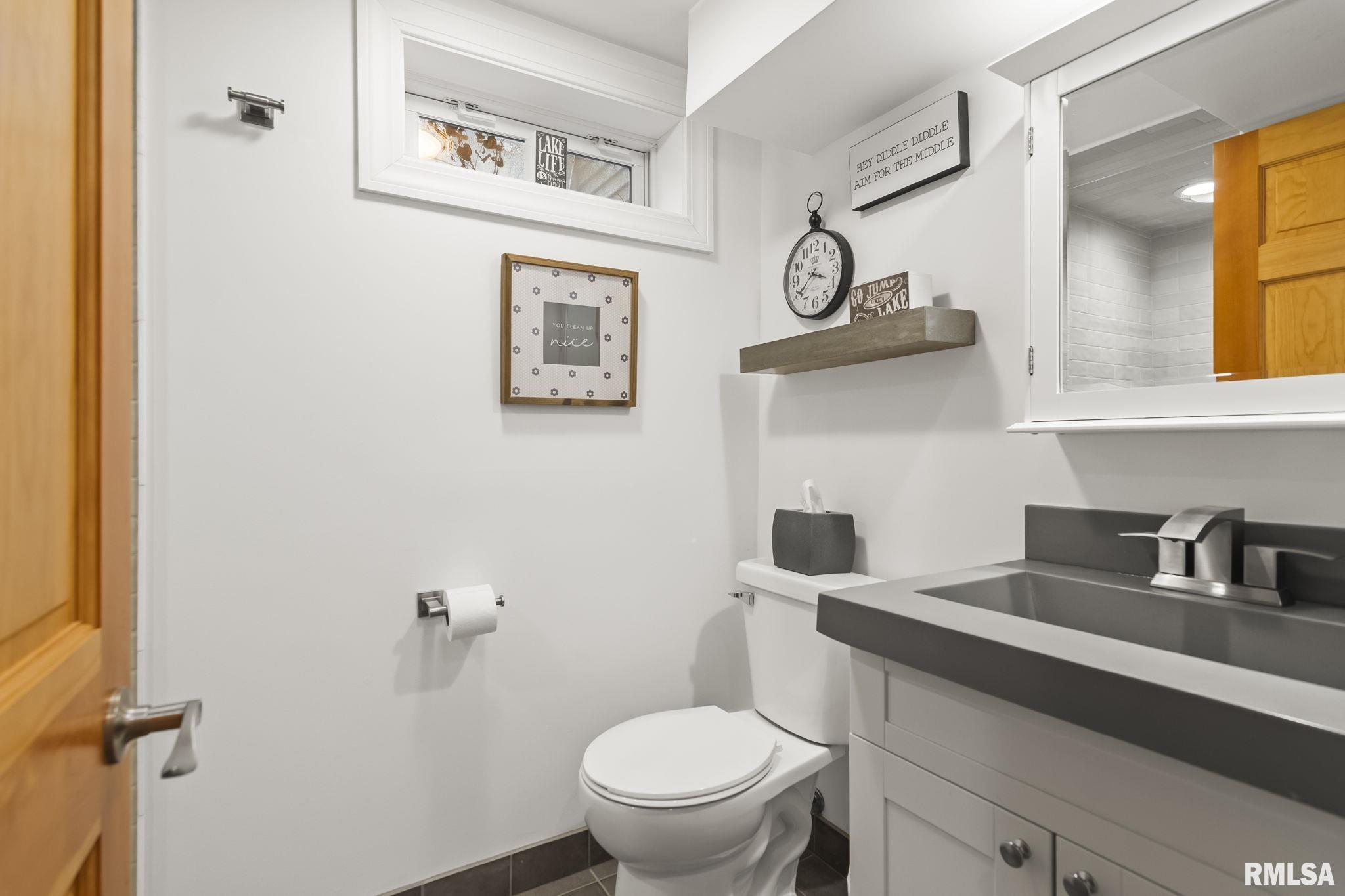 180 East Hazel Dell Lane Springfield, IL 62712 - Photo 36 of 45