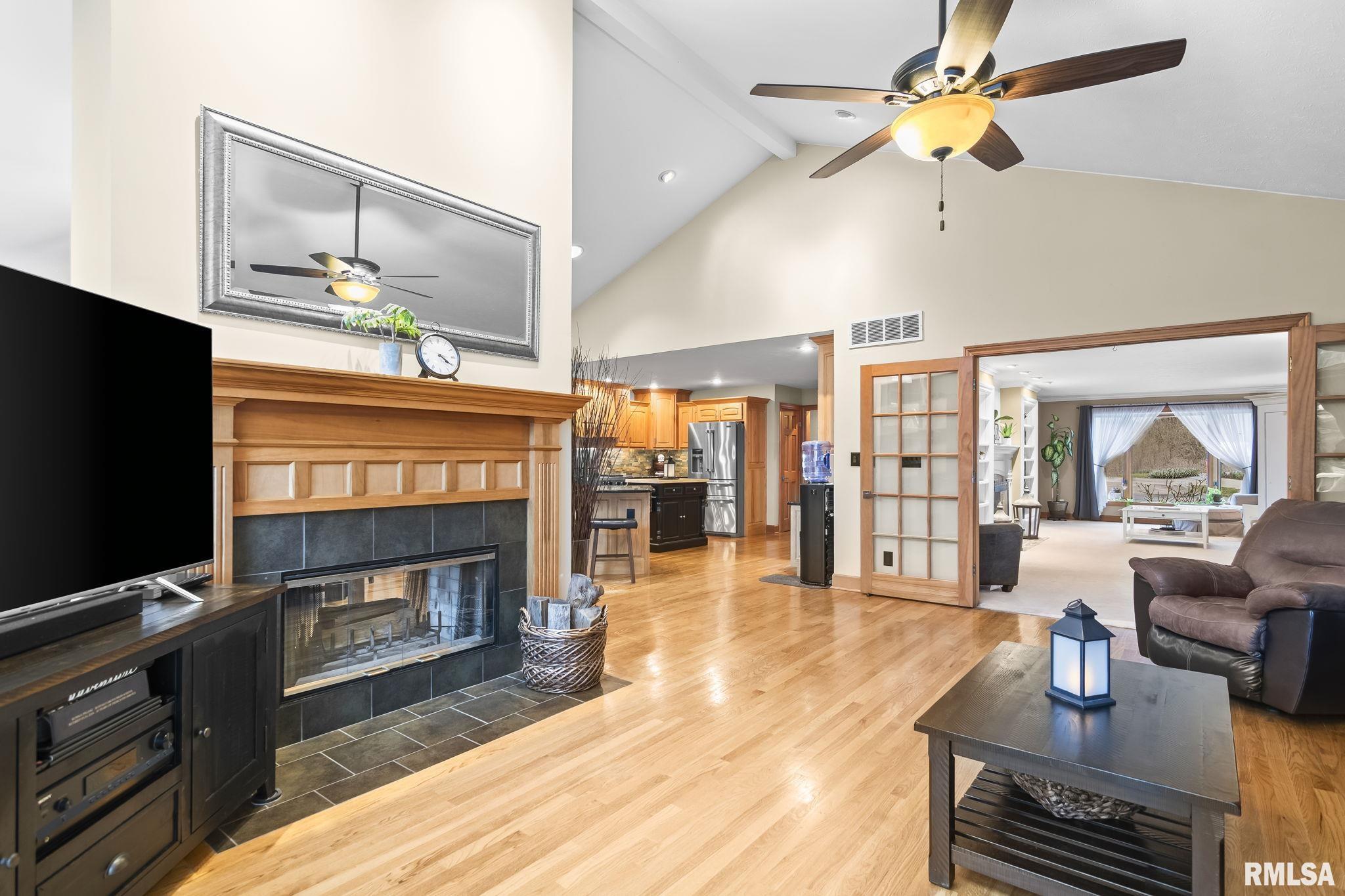 180 East Hazel Dell Lane Springfield, IL 62712 - Photo 10 of 45