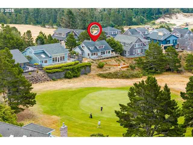$895,000 | 559 Ridge Drive, Manzanita, OR 97130