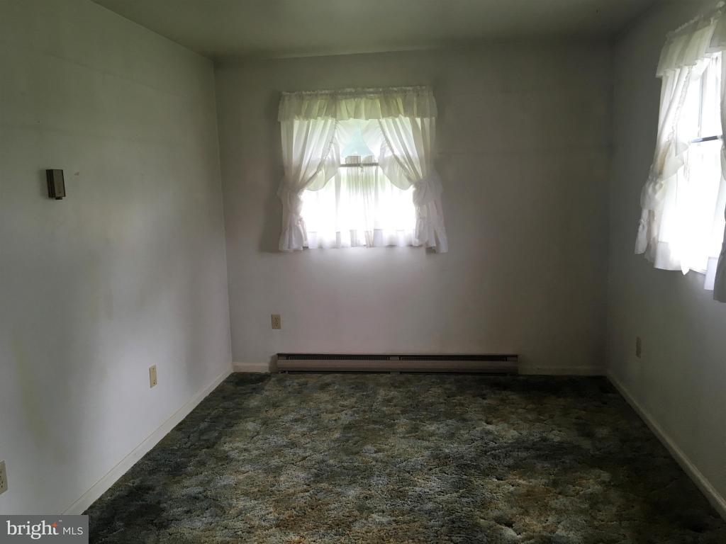 1513 East Newport Road Lititz, PA 17543 - Photo 12 of 26