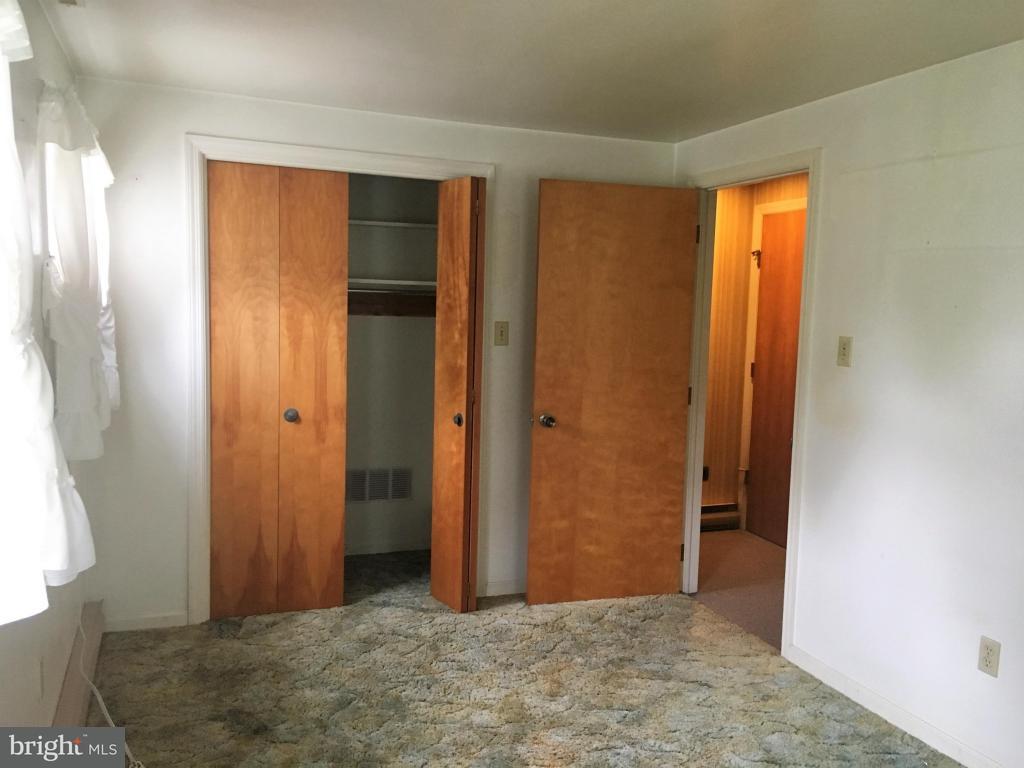 1513 East Newport Road Lititz, PA 17543 - Photo 13 of 26