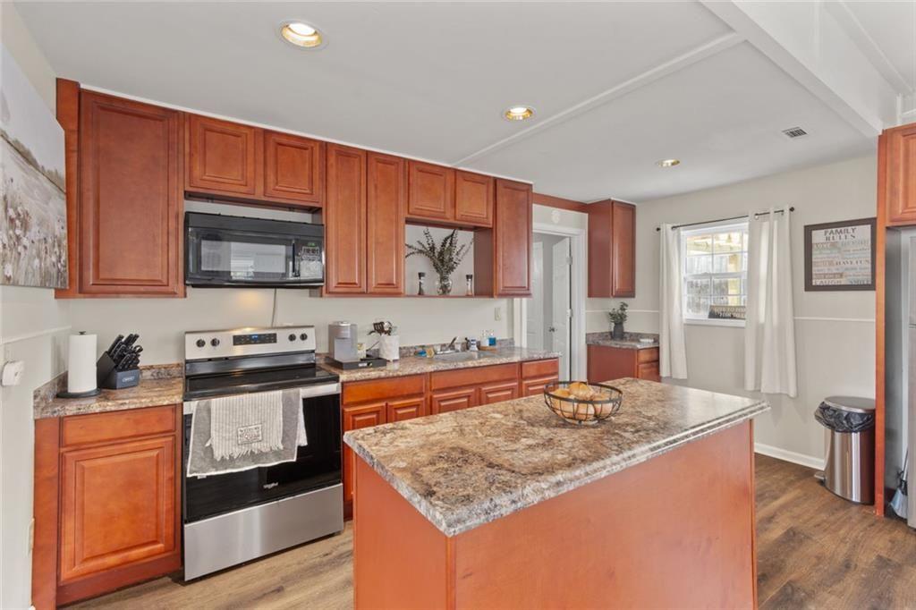 8126 Blacks Bluff Road Southwest Cave Spring, GA 30124 - Photo 17 of 46