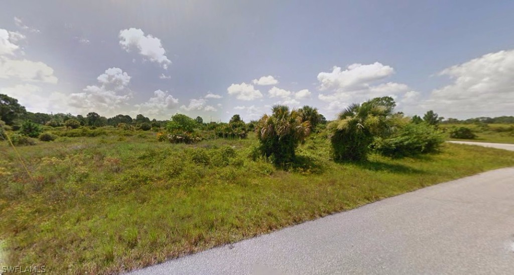 2913 Meadow Road Lehigh Acres, FL 33974 - Photo 3 of 8 a view of a city