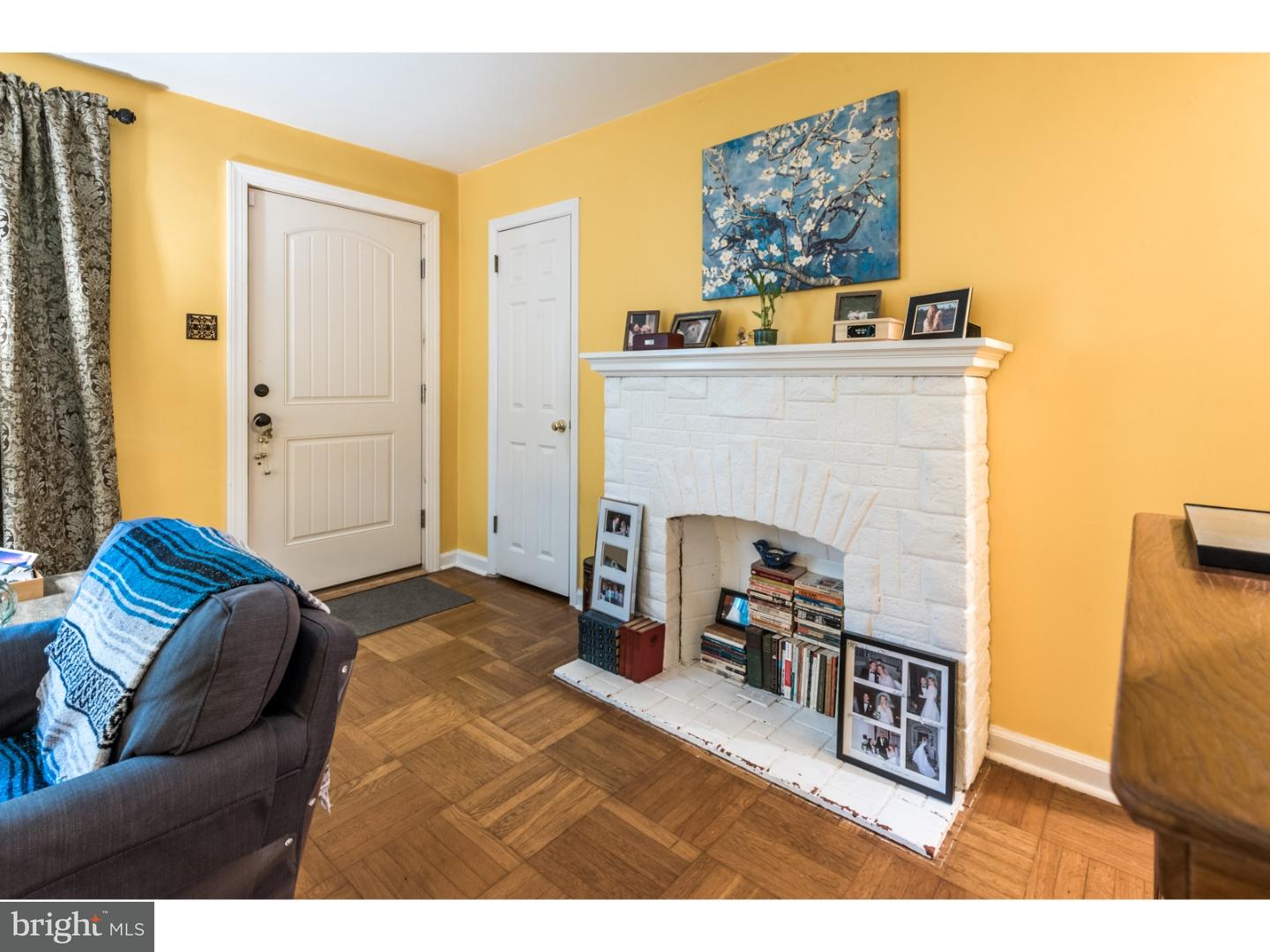 2508 Springview Road East Norriton, PA 19401 - Photo 3 of 18 Living Room
