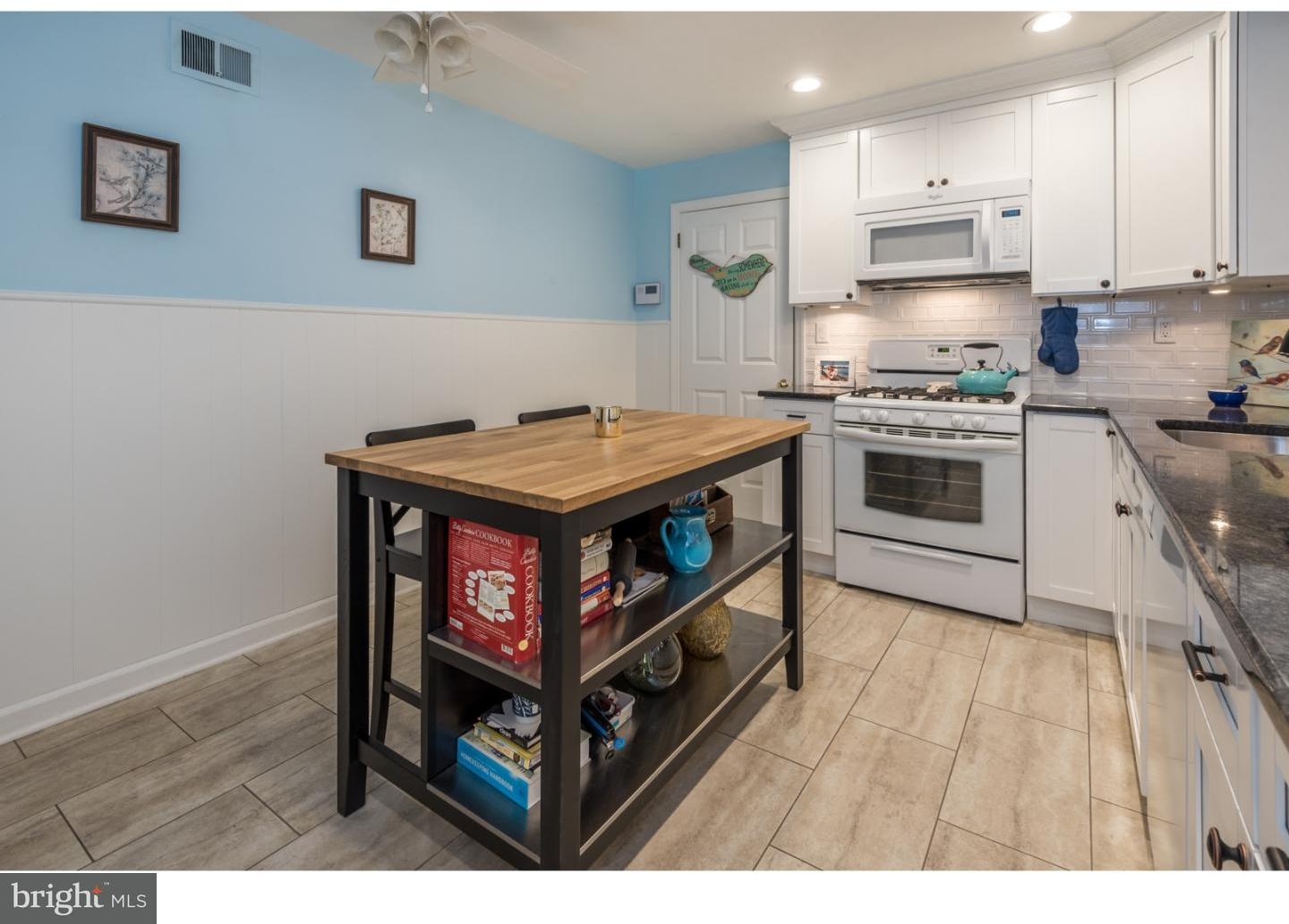 2508 Springview Road East Norriton, PA 19401 - Photo 8 of 18 Kitchen