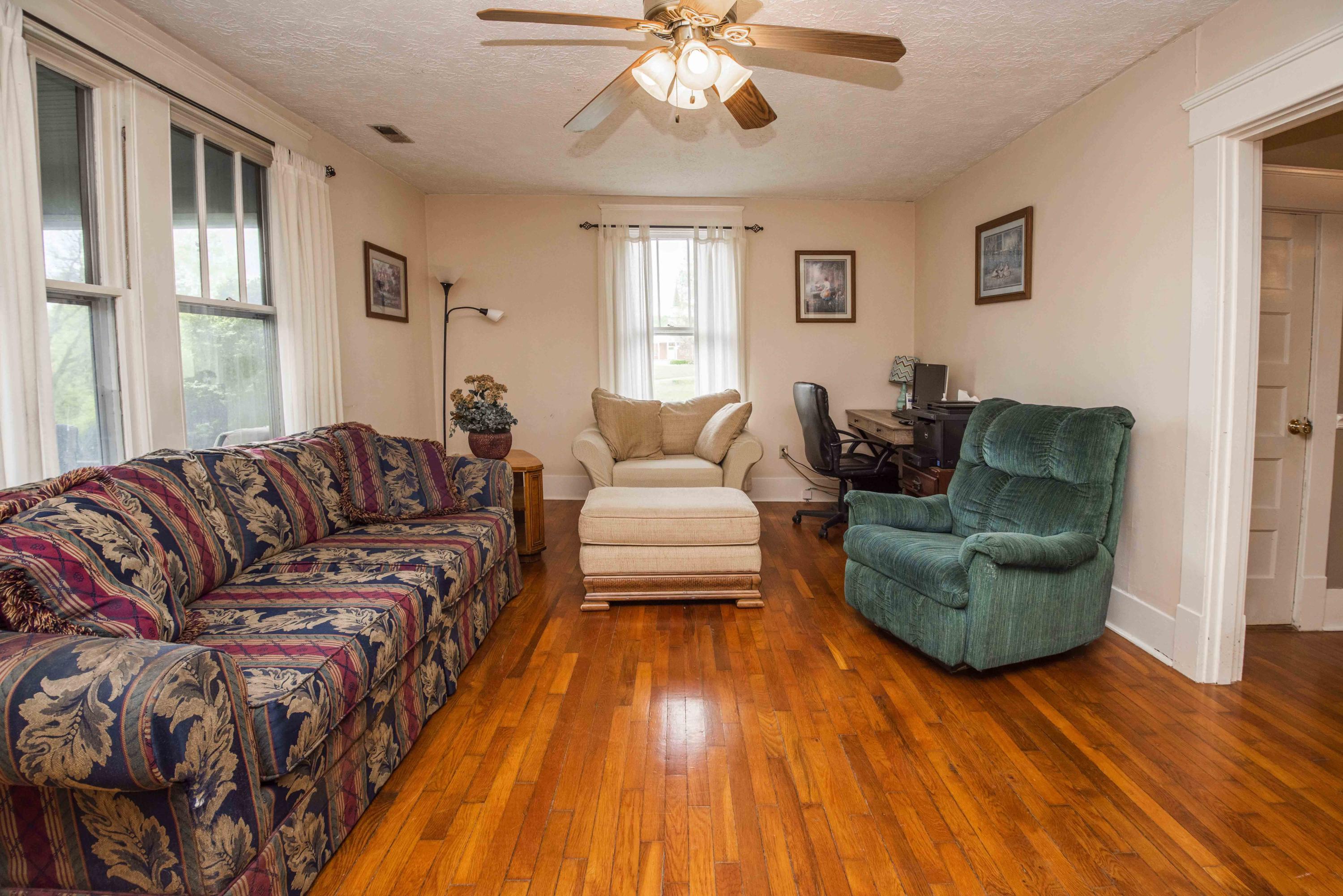 1147 Indian Ridge Road Blaine, TN 37709 - Photo 9 of 27 living 3_1