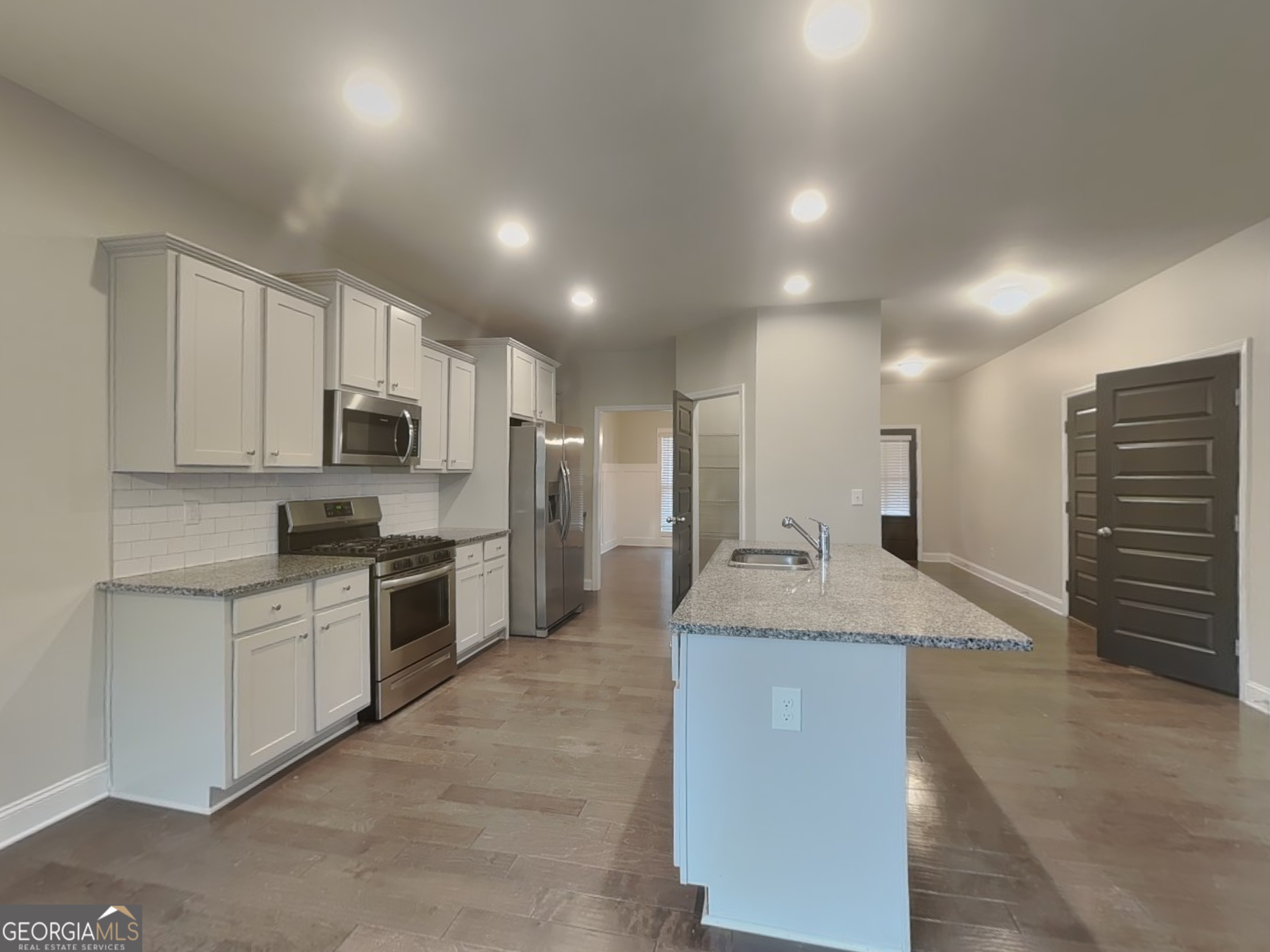 1950 Cobblefield Circle Dacula, GA 30019 - Photo 4 of 25