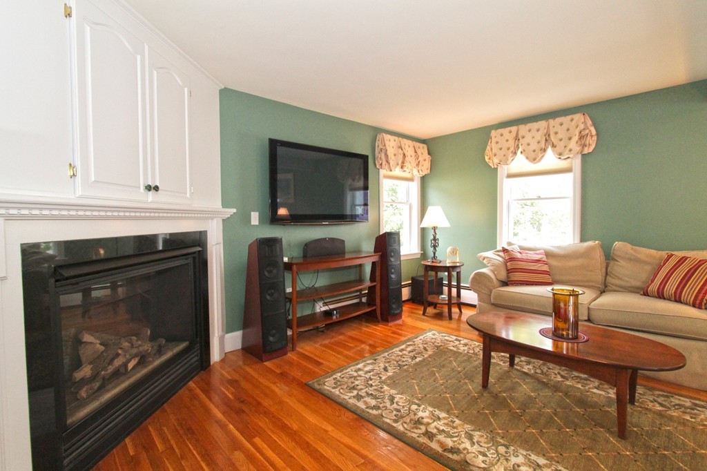 48 Morrell Street Boston, MA 02132 - Photo 3 of 27 Gallery Image 3
