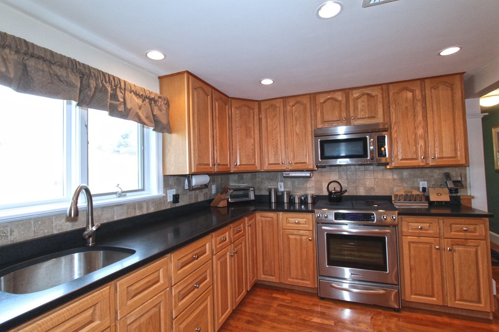 48 Morrell Street Boston, MA 02132 - Photo 8 of 27 Gallery Image 8