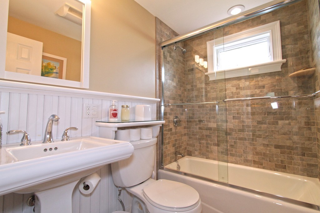 48 Morrell Street Boston, MA 02132 - Photo 10 of 27 Gallery Image 10