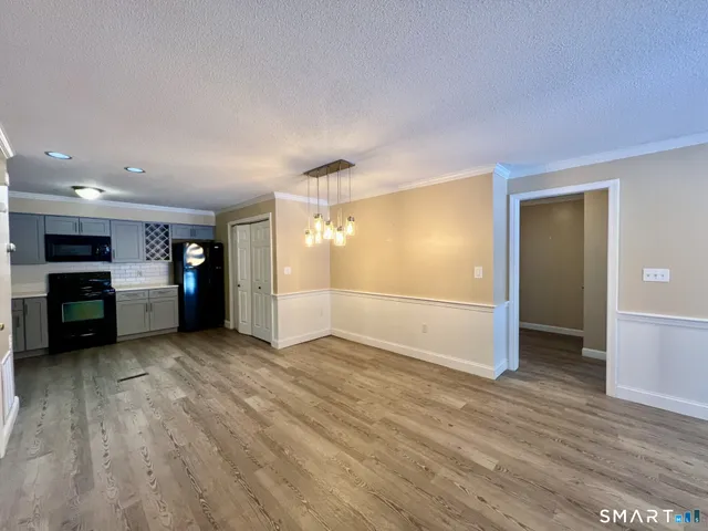 $1,800 | 505 Ashmead Cmns, Unit 505, Enfield, CT 06082