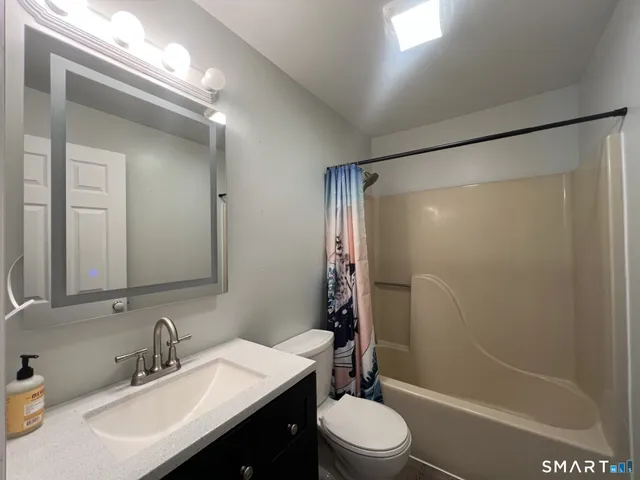 $1,800 | 505 Ashmead Cmns, Unit 505, Enfield, CT 06082