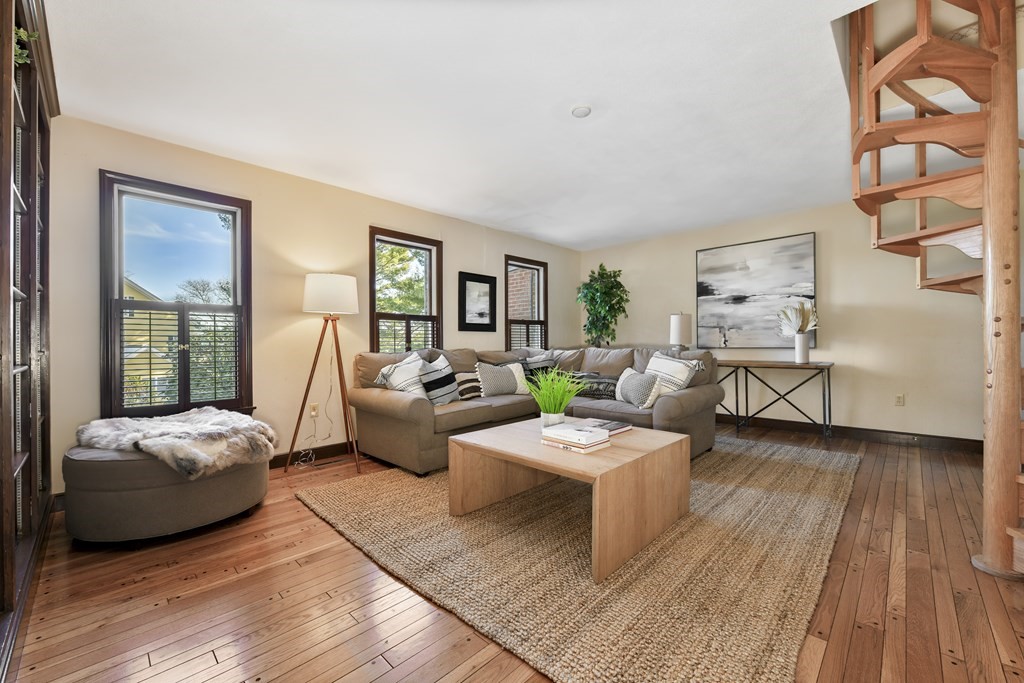 17 Philip Road Belmont, MA 02478 - Photo 12 of 22 Gallery Image 12