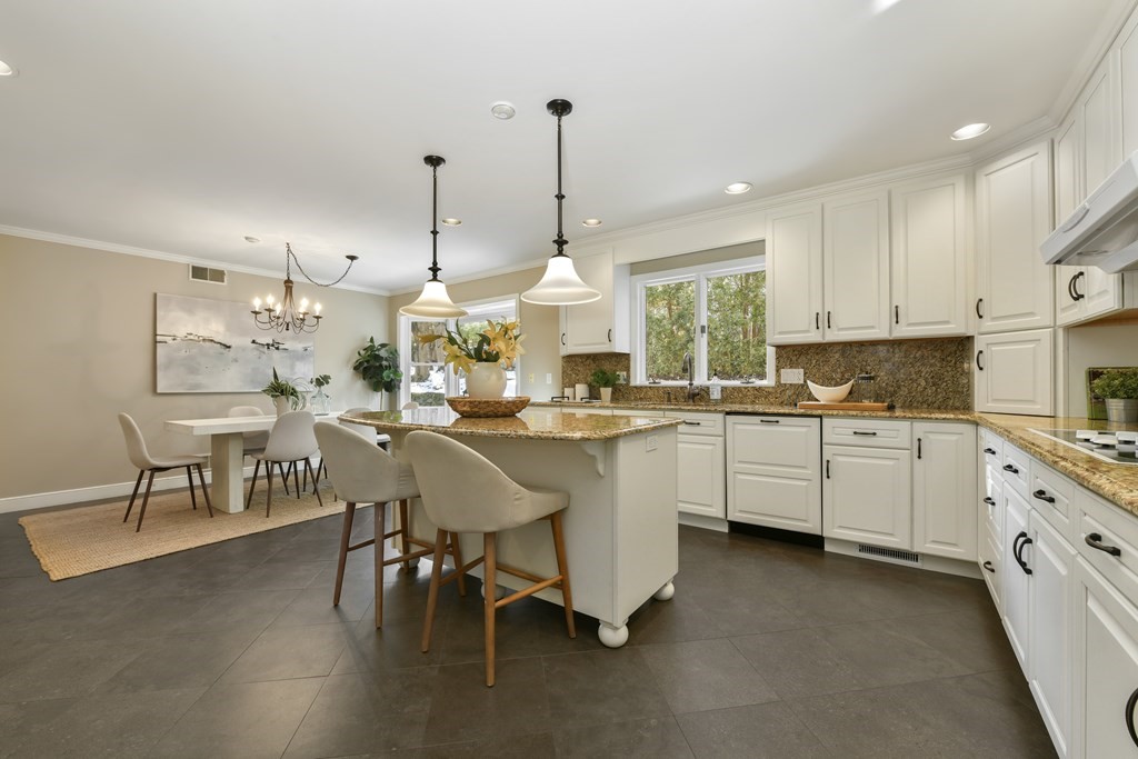 17 Philip Road Belmont, MA 02478 - Photo 9 of 22 Gallery Image 9