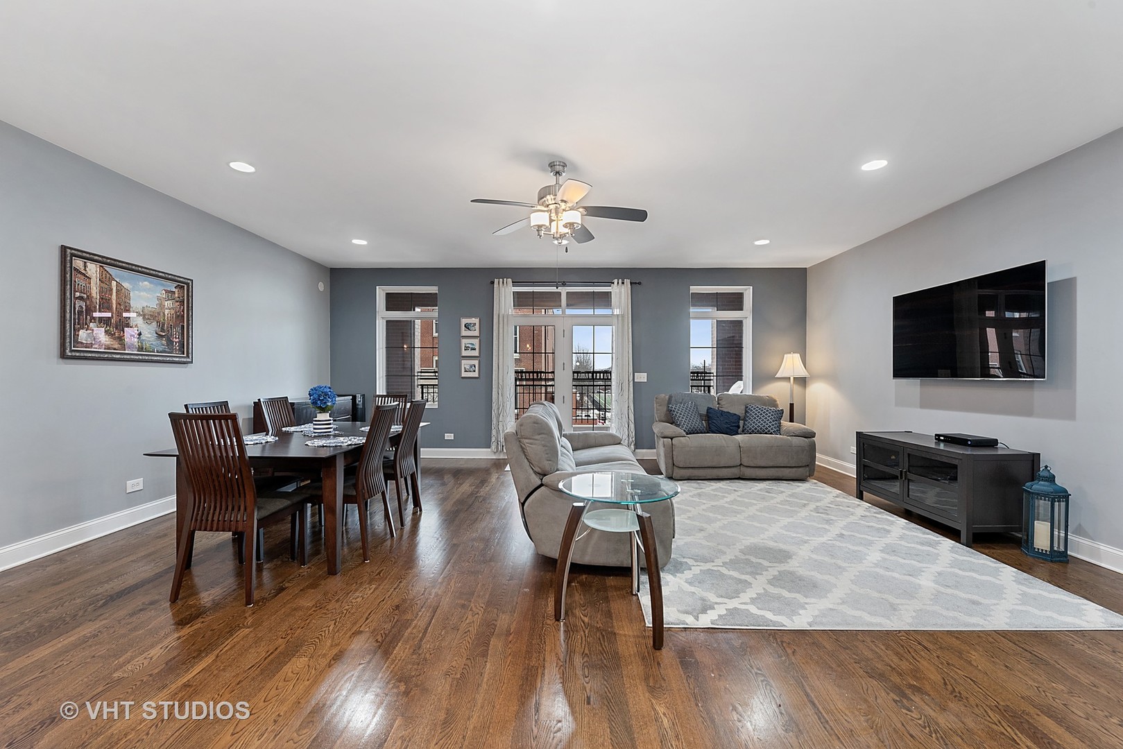 1519 West Irving Park Road, Unit 3 Chicago, IL 60613 - Photo 2 of 19