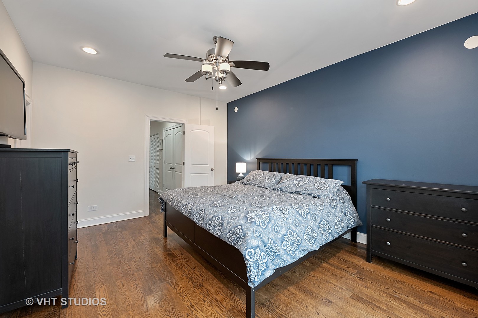 1519 West Irving Park Road, Unit 3 Chicago, IL 60613 - Photo 10 of 19