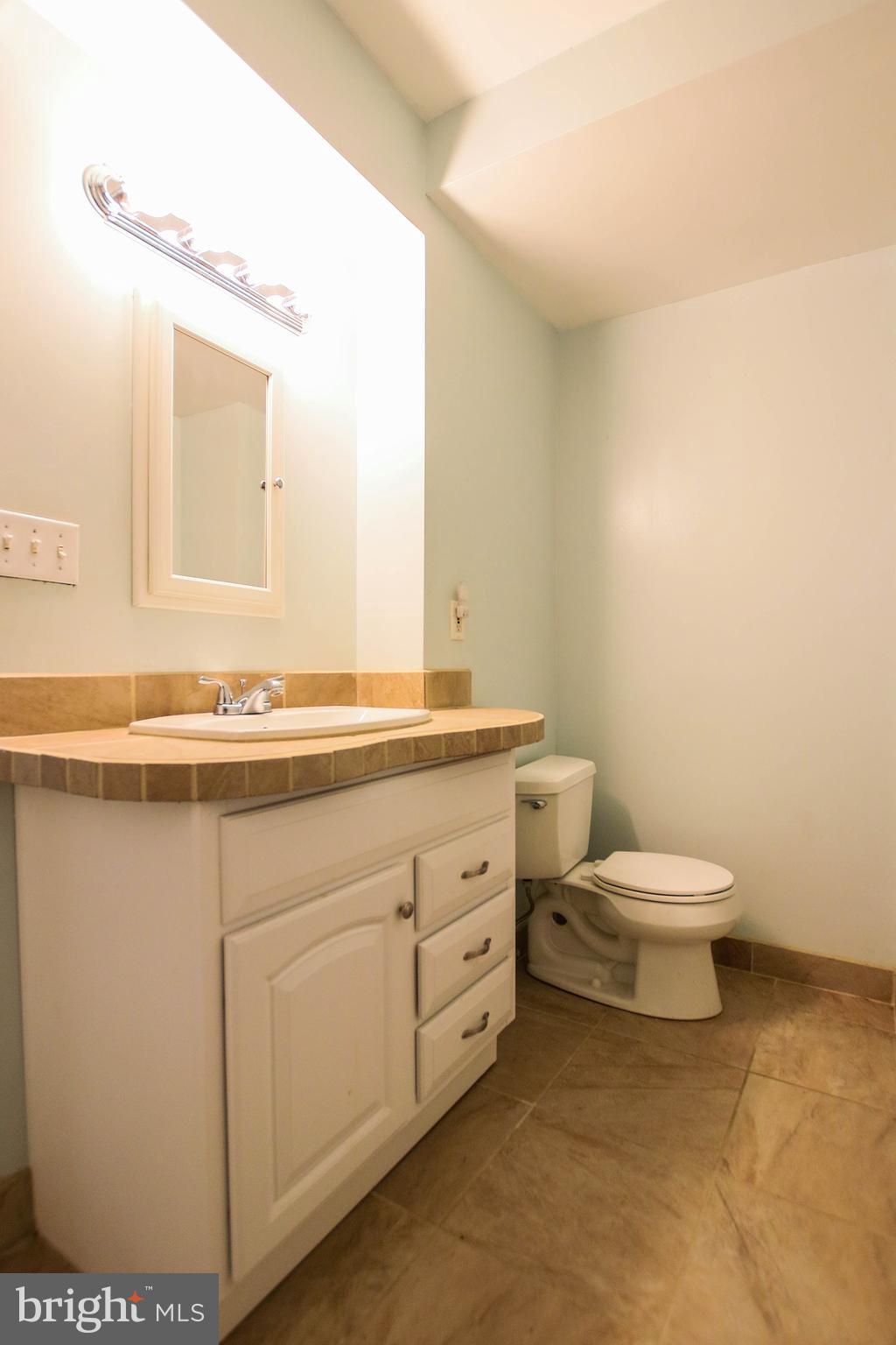 908 West Poplar Road Sterling, VA 20164 - Photo 25 of 31 Basement Bath