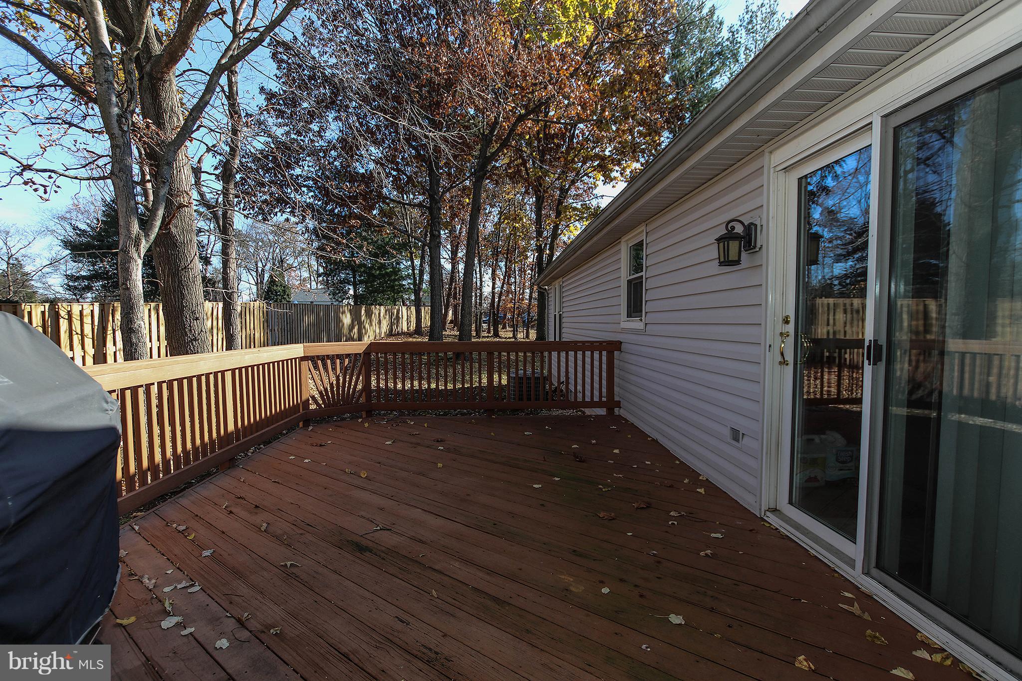 908 West Poplar Road Sterling, VA 20164 - Photo 29 of 31 Deck