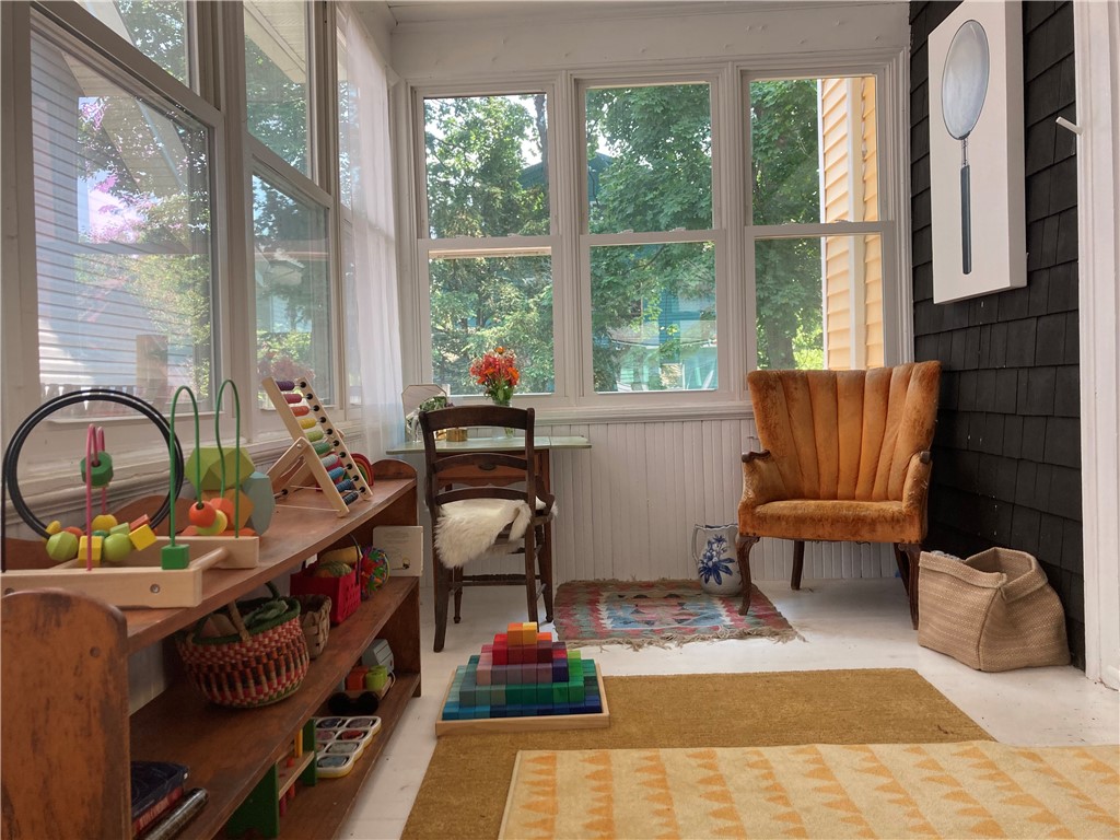 182 Calla Street Providence, RI 02905 - Photo 7 of 24