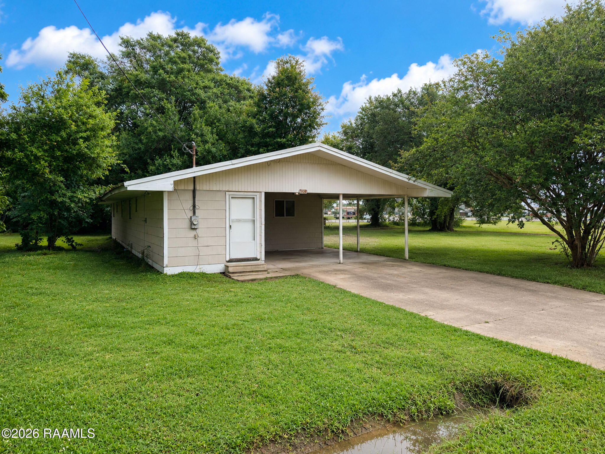 102 West Teljean Road Lafayette, LA 70506 - Photo 3 of 9 5-web-or-mls-teajean-6