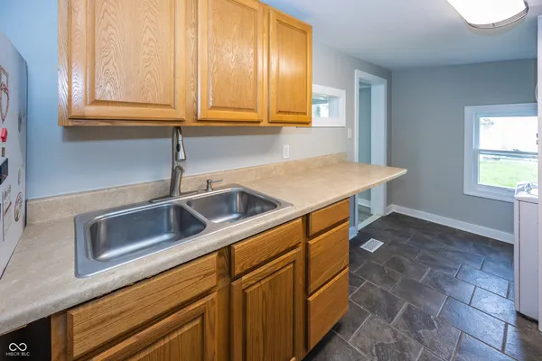 $1,000 | 3012 East Minnesota Street, Indianapolis, IN 46203