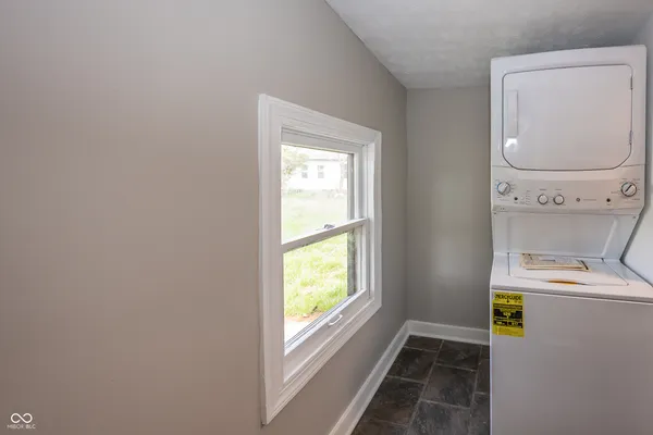 $1,000 | 3012 East Minnesota Street, Indianapolis, IN 46203