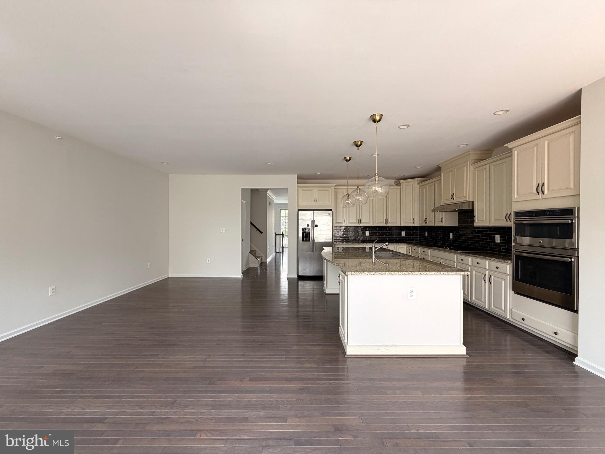 23480 Logans Ridge Terrace Ashburn, VA 20148 - Photo 14 of 55 Family Room