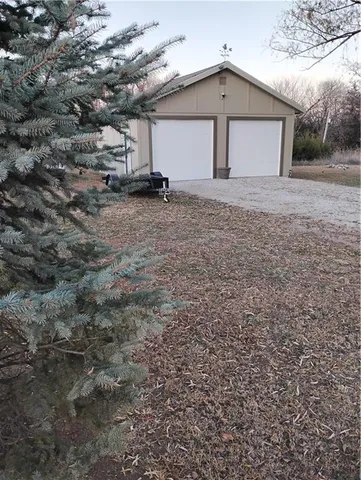 $240,000 | 133 South Linn Valley Drive, Linn Valley, KS 66040