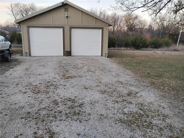 $240,000 | 133 South Linn Valley Drive, Linn Valley, KS 66040