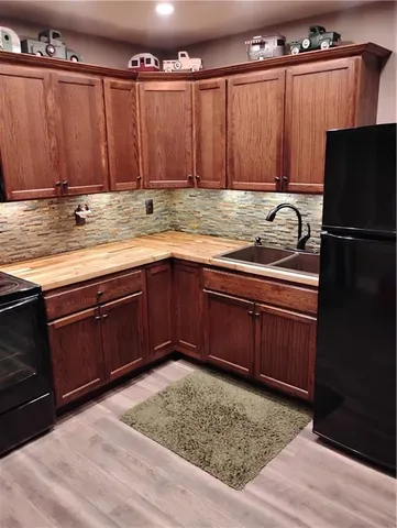 $240,000 | 133 South Linn Valley Drive, Linn Valley, KS 66040