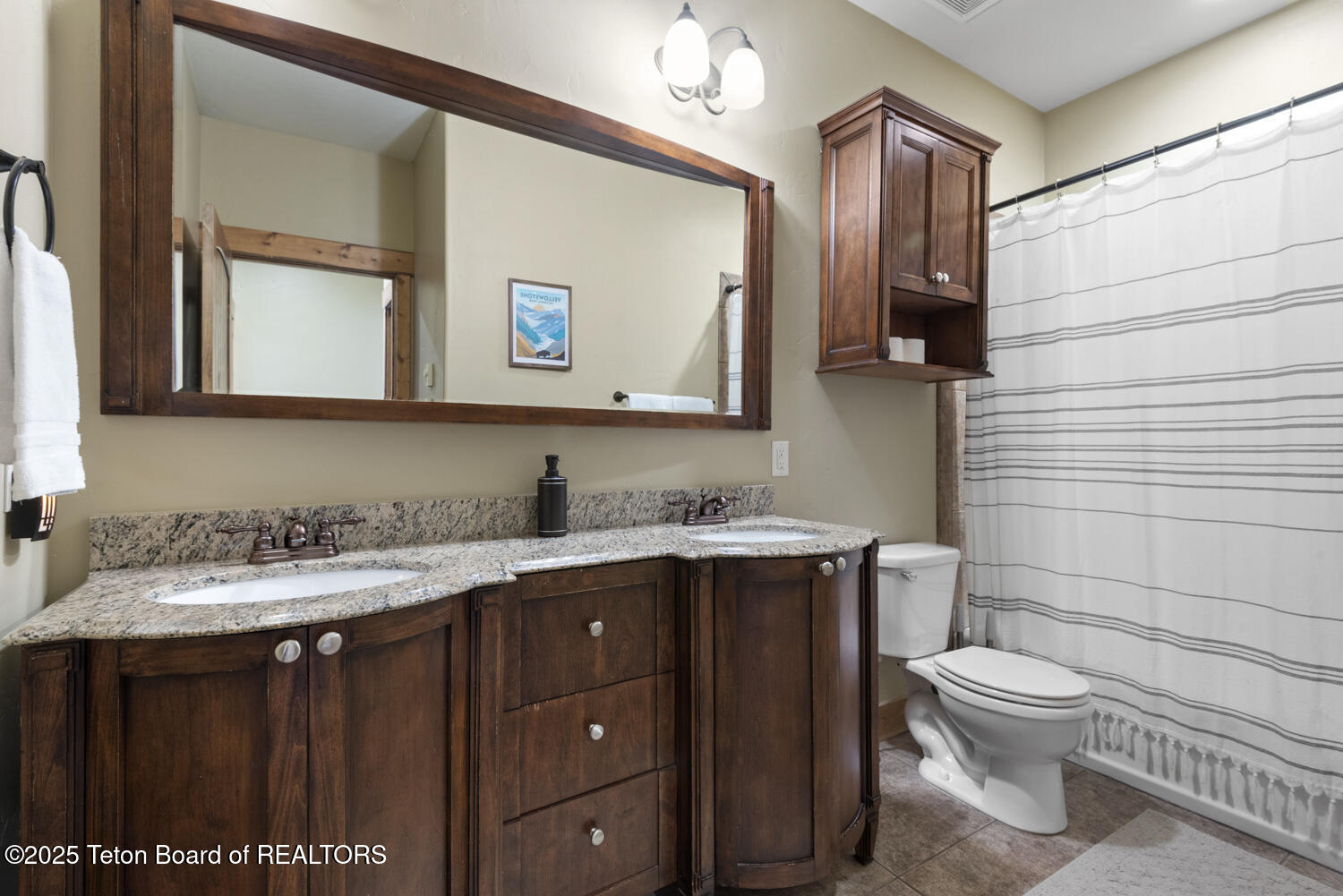 715 Moraine Court, Unit 25 Driggs, ID 83422 - Photo 13 of 18 13 Guest Bathroom